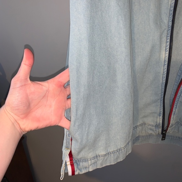 Vintage Tommy Hilfiger Denim Jacket - Picture 9 of 9